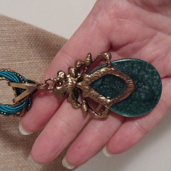 Blue Bohemian metallic water pendant w/blue gems & sead bead rope necklace - Picture 5 of 7